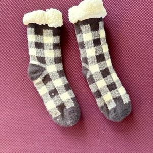 Men's Black & White, Plaid, Fleece Footies, OS